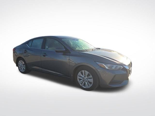 Nissan Sentra - View 1
