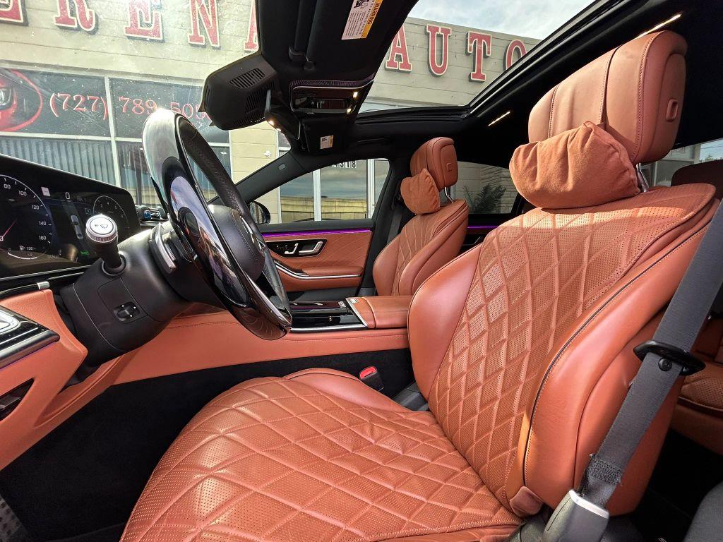 Mercedes-Benz S-Class - Thumbnail 12