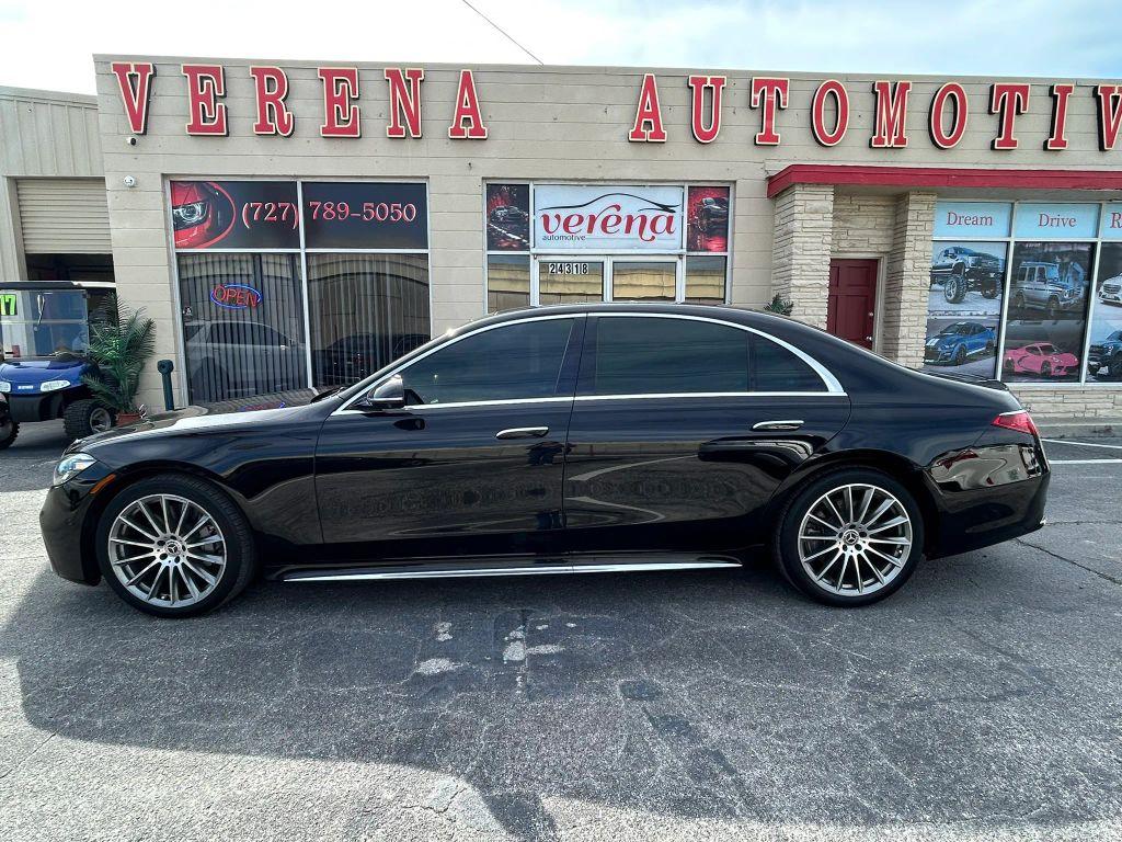 Mercedes-Benz S-Class - Thumbnail 5