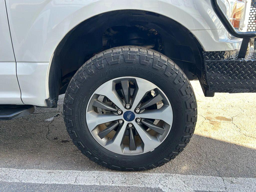 Ford F150 Supercrew Cab - Thumbnail 2