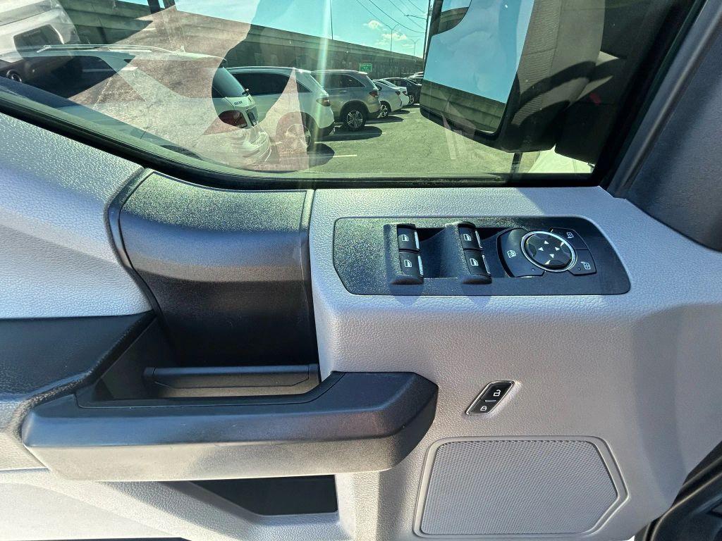 Ford F150 Supercrew Cab - Thumbnail 12