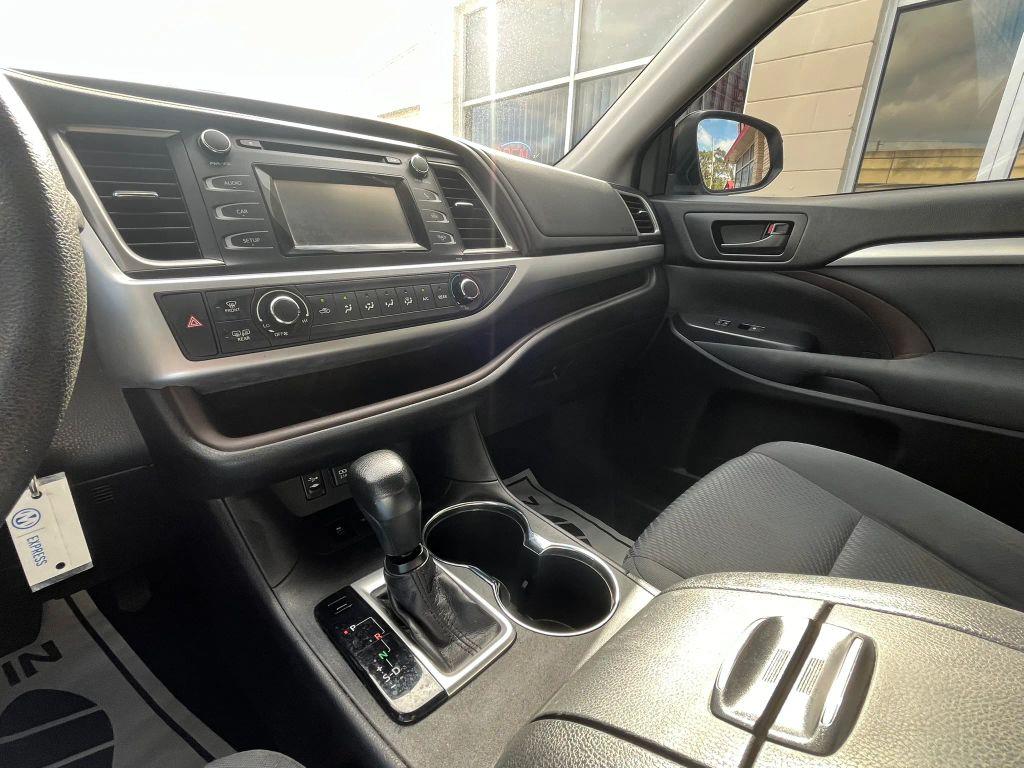Toyota Highlander - Thumbnail 16