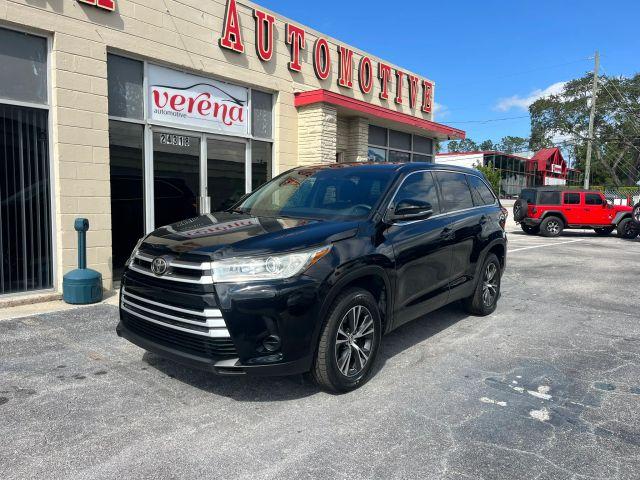 Toyota Highlander - View 1