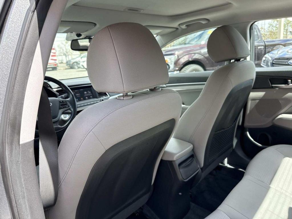 Hyundai Elantra Value Edition - Thumbnail 15