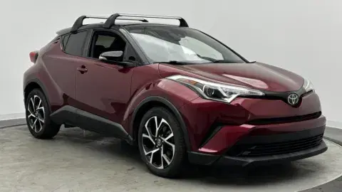 Toyota C-Hr Xle - Thumbnail 4
