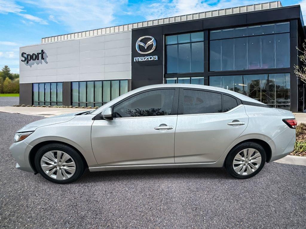 Nissan Sentra S - Thumbnail 8