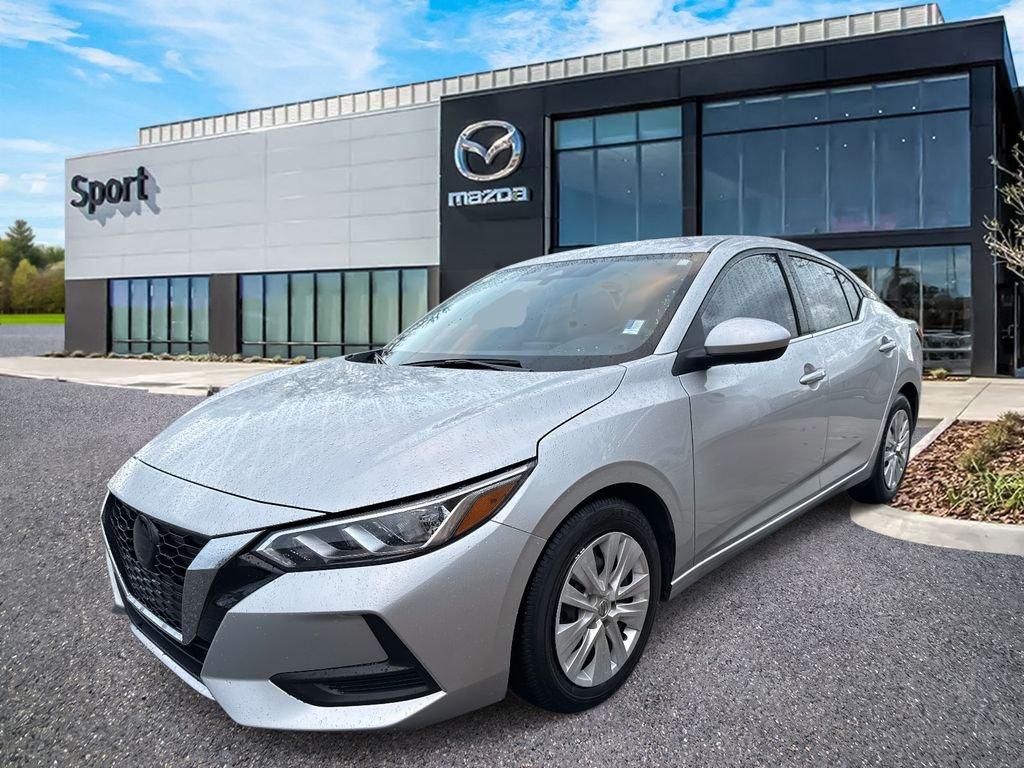 Nissan Sentra S - Thumbnail 9