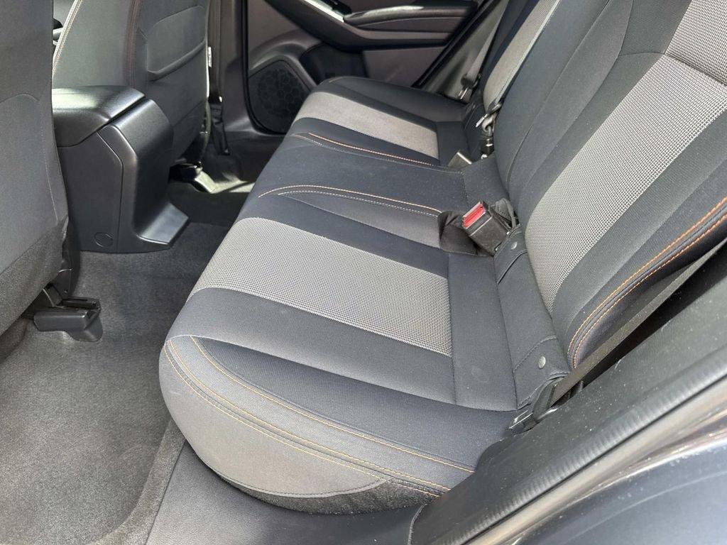 Subaru Crosstrek Premium - Thumbnail 17