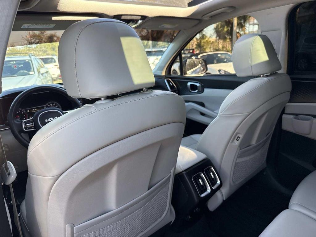 Kia Sorento S - Thumbnail 15