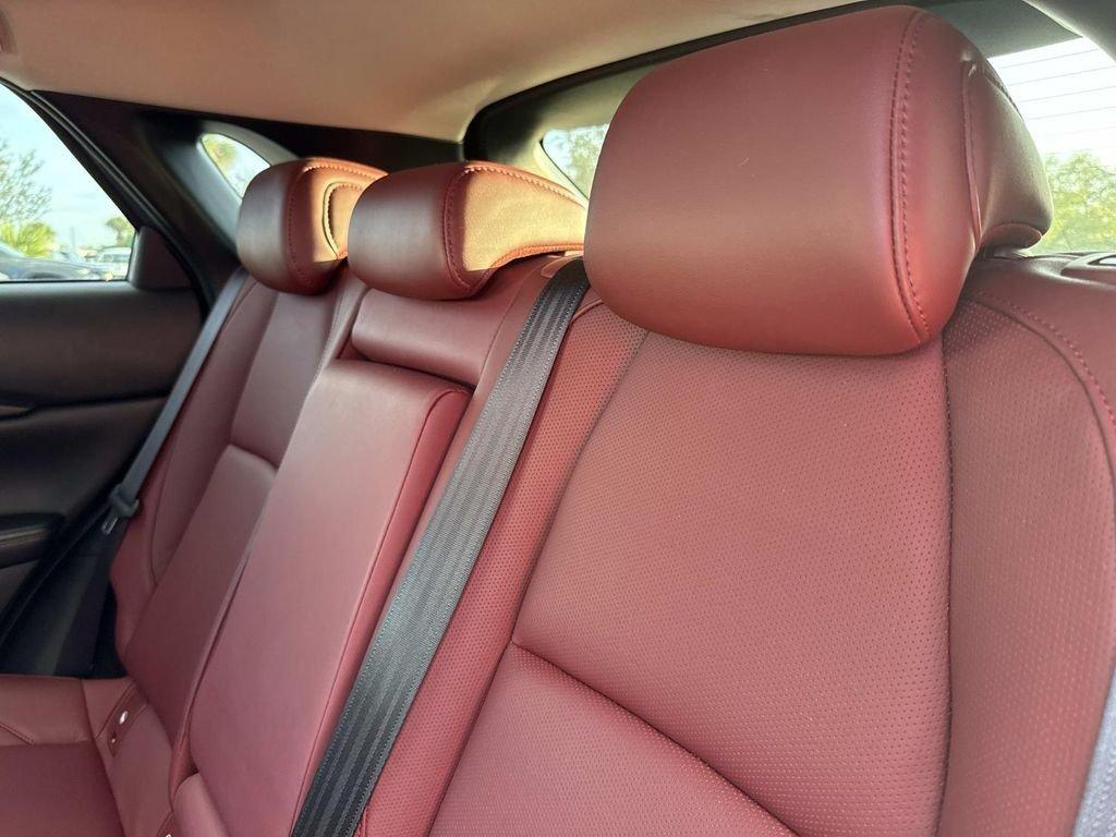 Mazda Cx-30 2.5 S Carbon Edition - Thumbnail 19