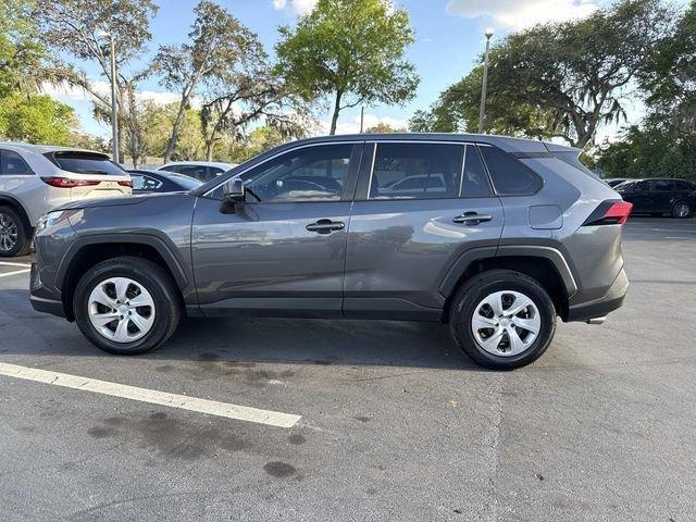 Toyota Rav4 Le - Thumbnail 8