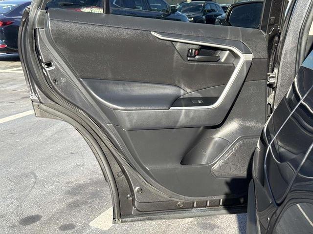 Toyota Rav4 Le - Thumbnail 14