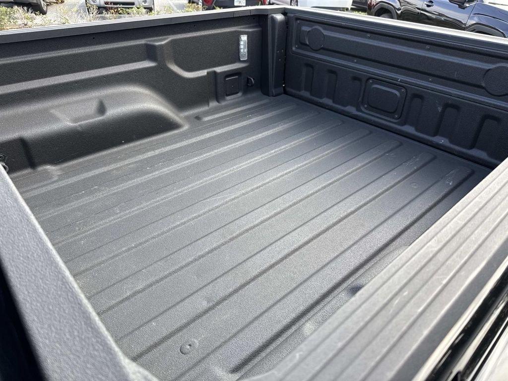 Jeep Gladiator Sport - Thumbnail 17