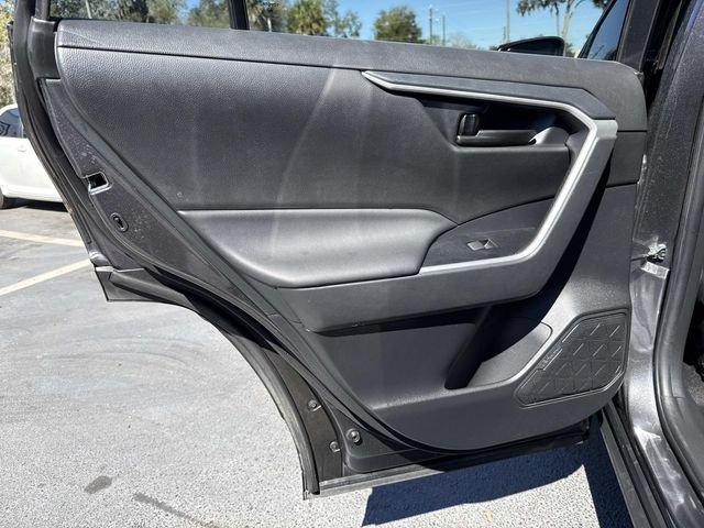 Toyota Rav4 Hybrid Le - Thumbnail 14