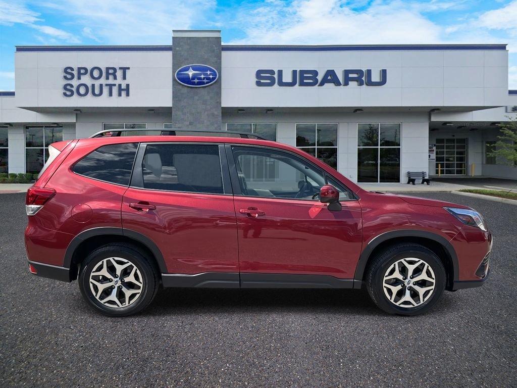 Subaru Forester Premium - Thumbnail 3