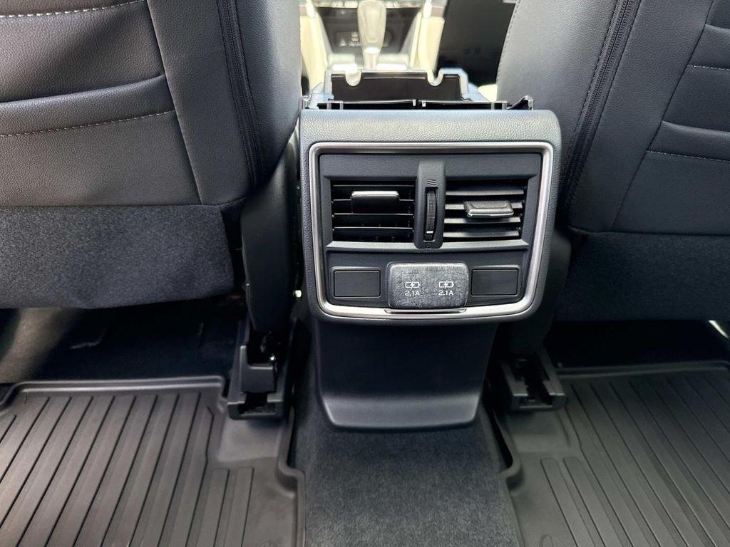 Subaru Forester Premium - Thumbnail 18