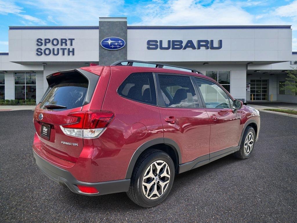 Subaru Forester Premium - Thumbnail 4