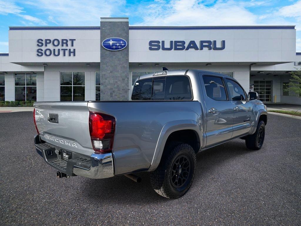 Toyota Tacoma Sr5 - Thumbnail 4