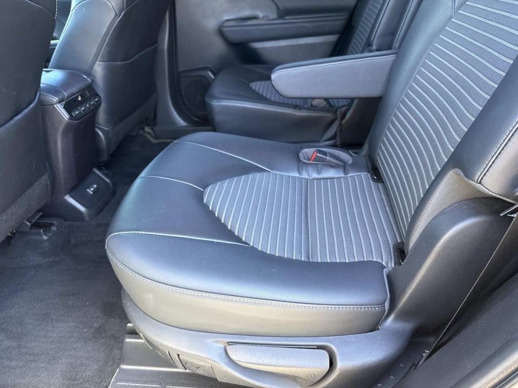 Toyota Highlander Xse - Thumbnail 17