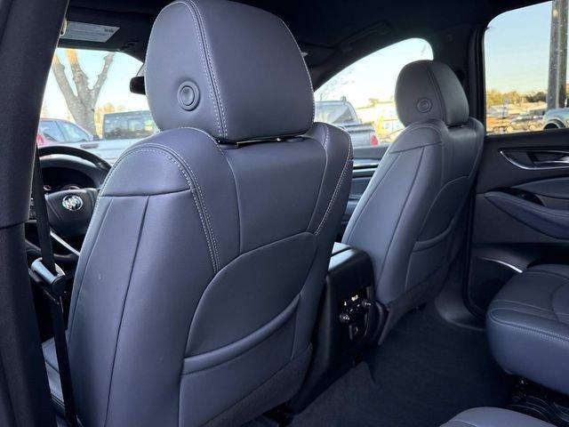 Buick Enclave Essence - Thumbnail 15