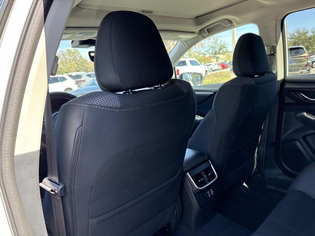 Subaru Outback Premium - Thumbnail 13