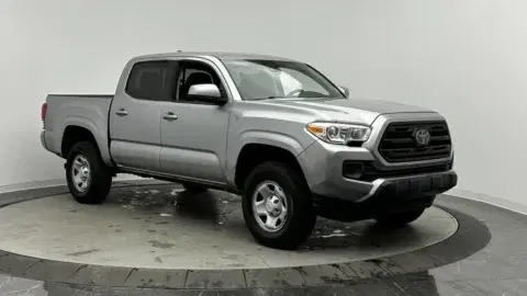 Toyota Tacoma Sr - Thumbnail 4