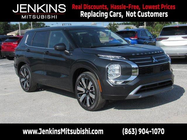 Mitsubishi Outlander - View 1