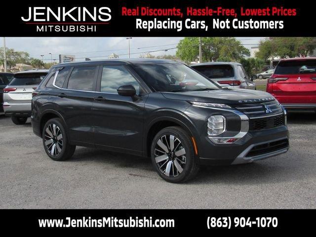 Mitsubishi Outlander - View 1