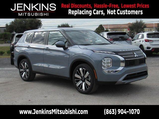 Mitsubishi Outlander - View 1