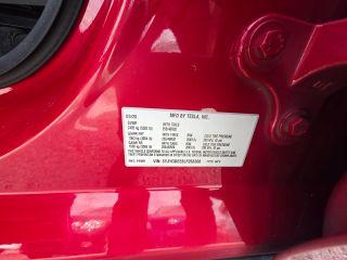 Tesla Model Y - Thumbnail 6