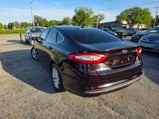 Ford Fusion - Thumbnail 11