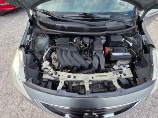 Nissan Versa - Thumbnail 5