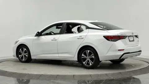 Nissan Sentra Sv - Thumbnail 6