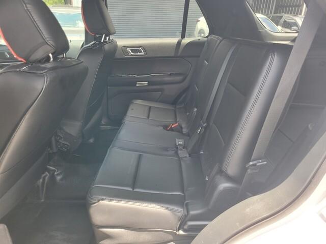 Ford Explorerutility - Thumbnail 5