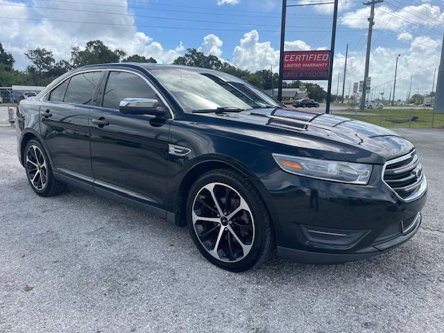 Ford Taurus - View 1