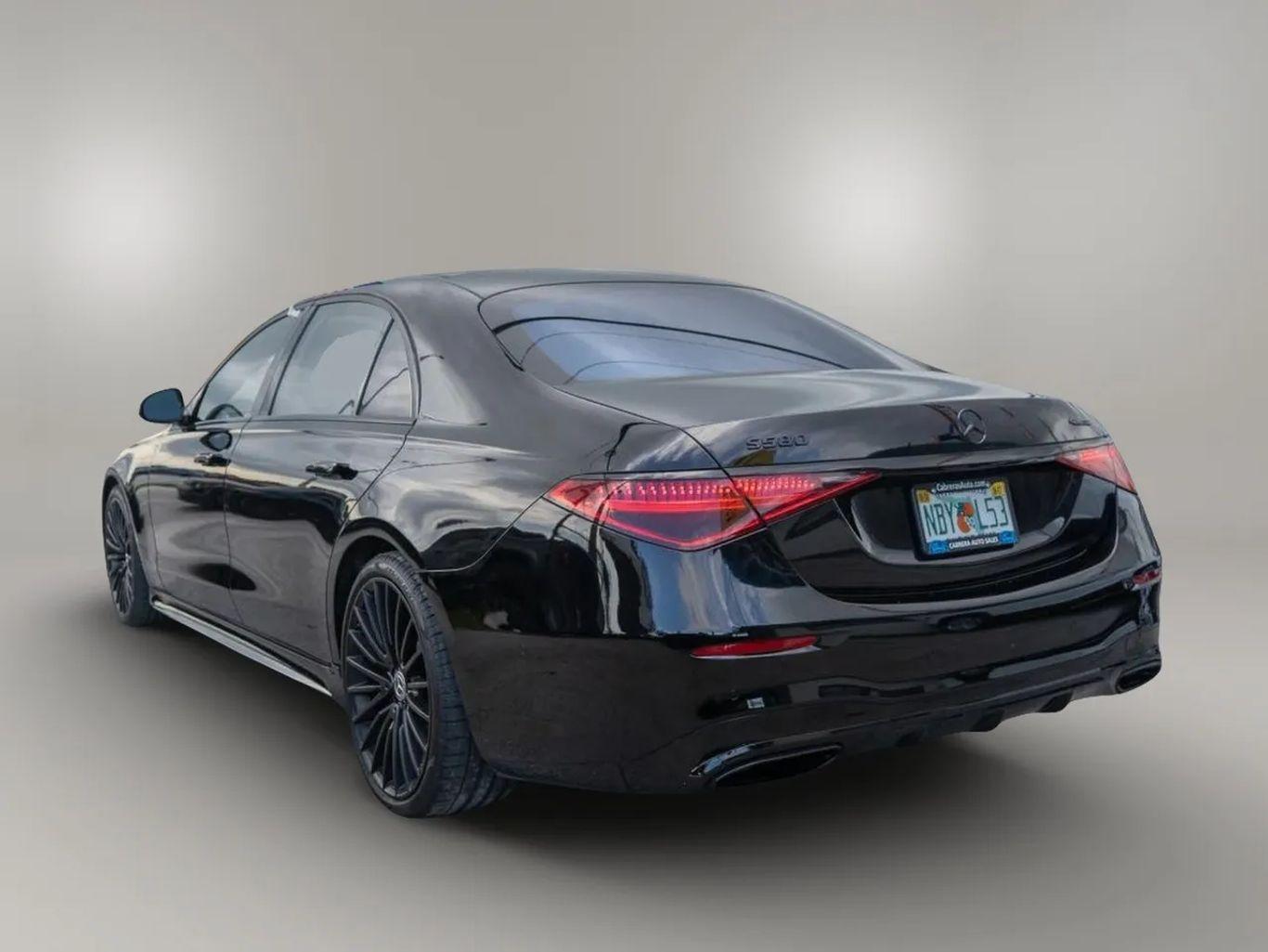 Mercedes-Benz S-Class - Thumbnail 13