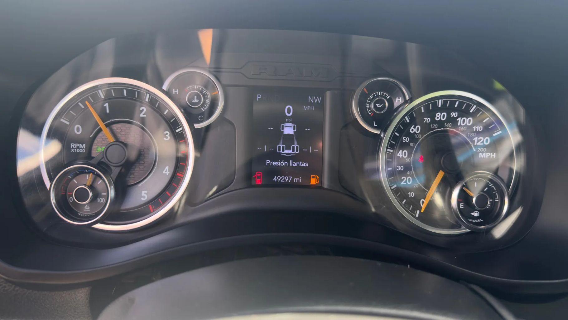 Ram 5500 Regular Cab & Chassis - Thumbnail 5