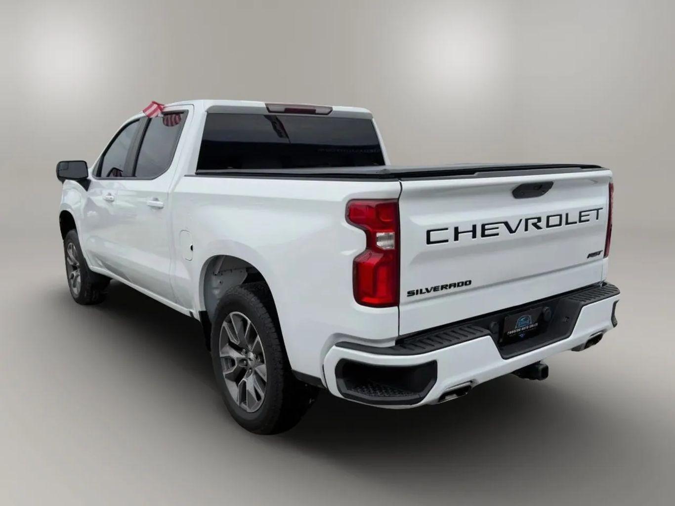 Chevrolet Silverado 1500 Crew Cab - Thumbnail 12