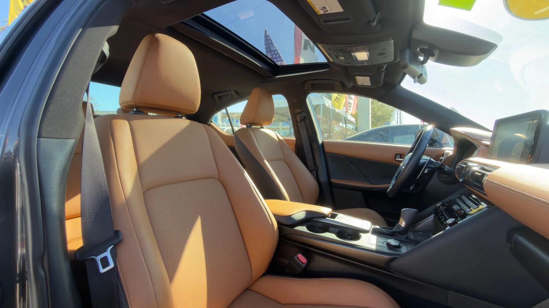 Lexus Is - Thumbnail 18