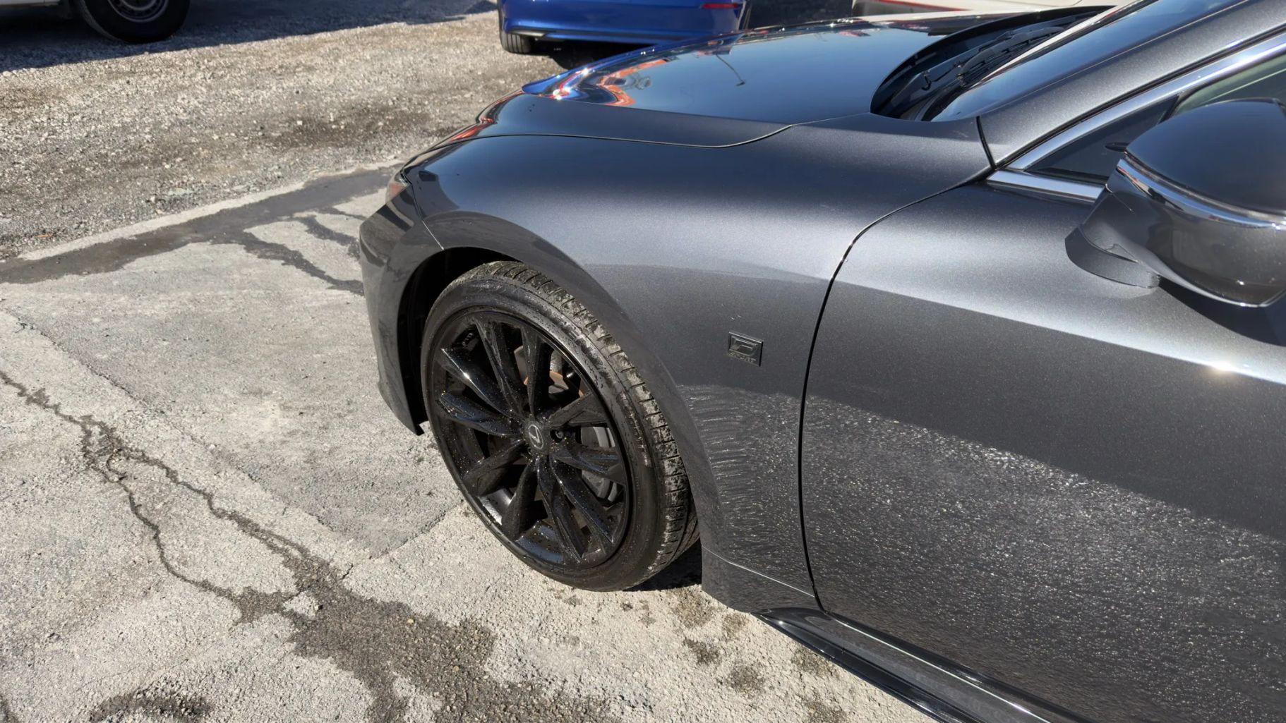 Lexus Is - Thumbnail 11