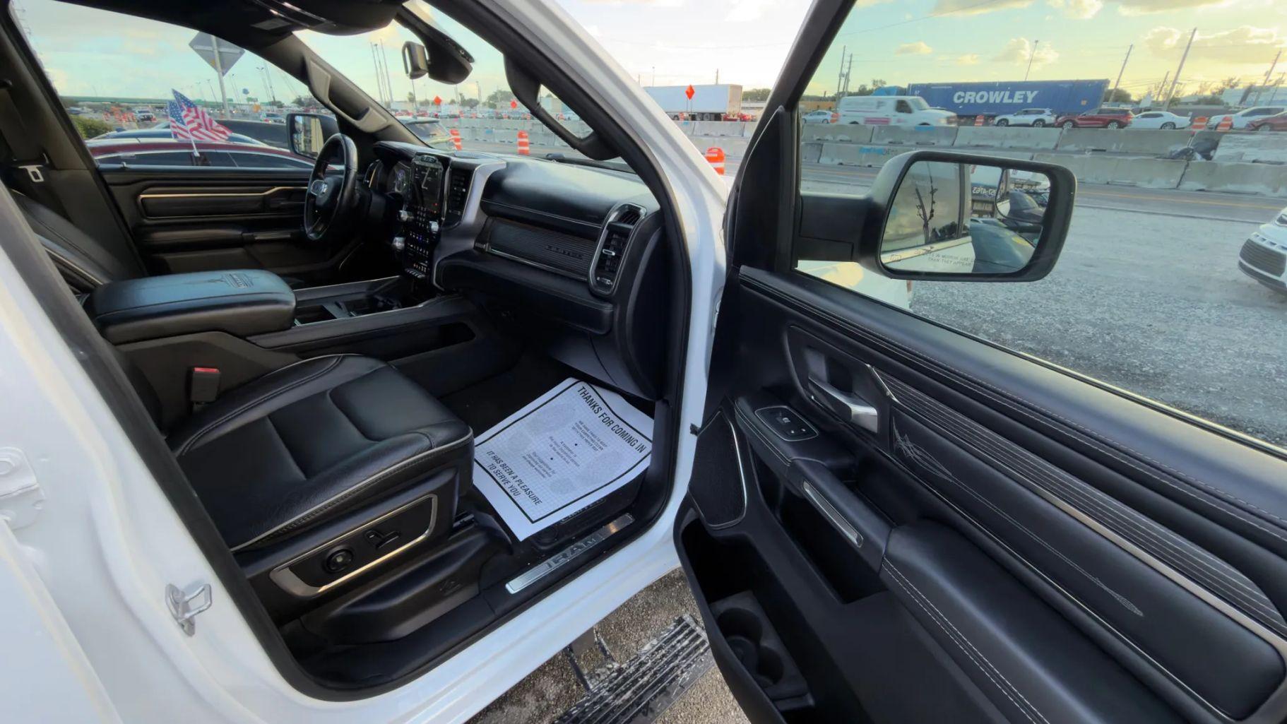 Ram 1500 Crew Cab - Thumbnail 14