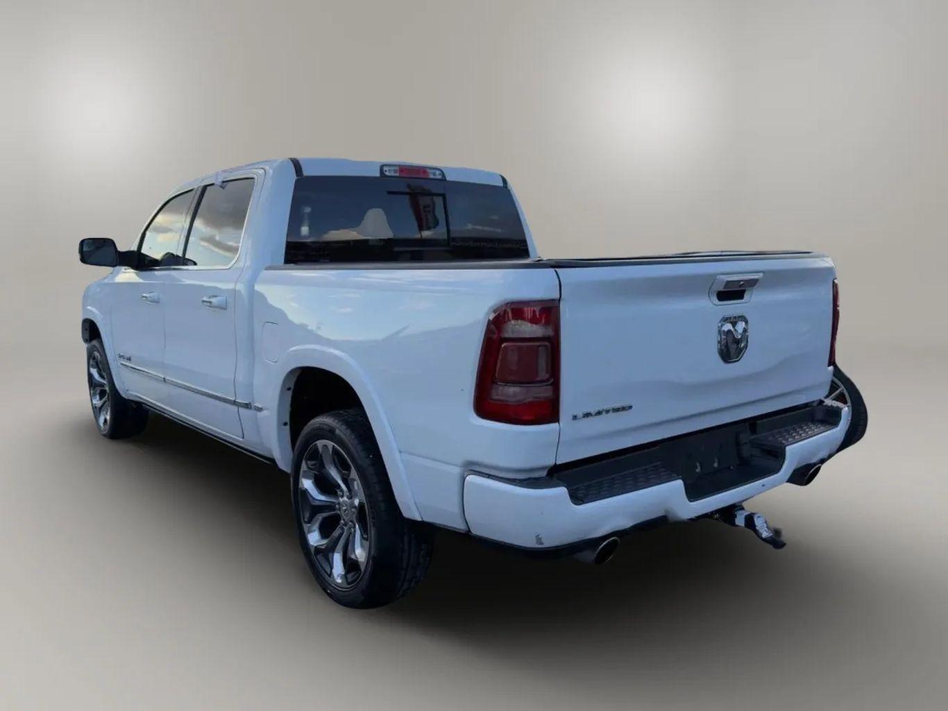 Ram 1500 Crew Cab - Thumbnail 12
