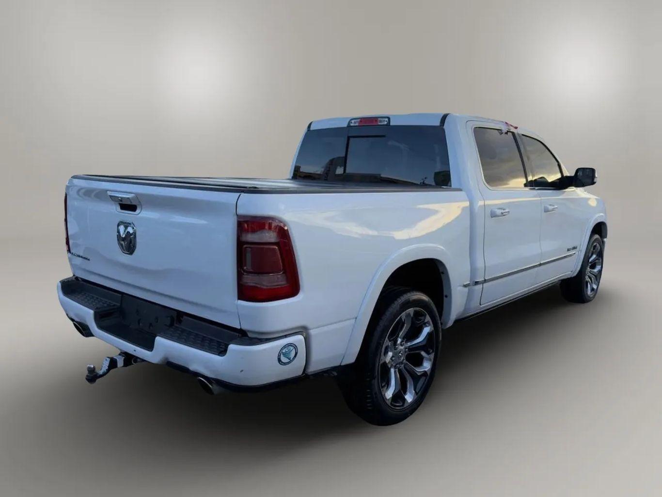 Ram 1500 Crew Cab - Thumbnail 13