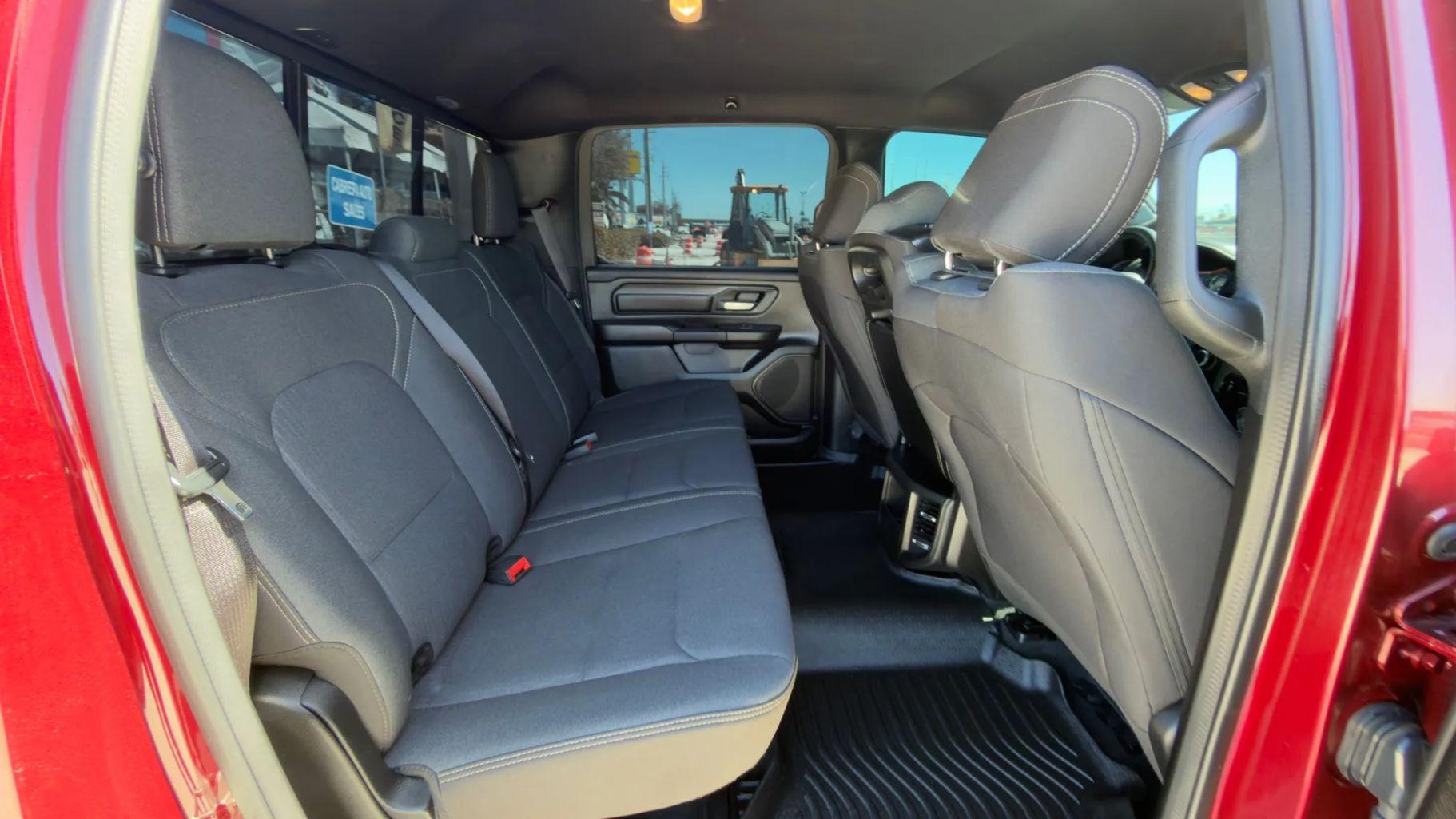 Ram 1500 Crew Cab - Thumbnail 17