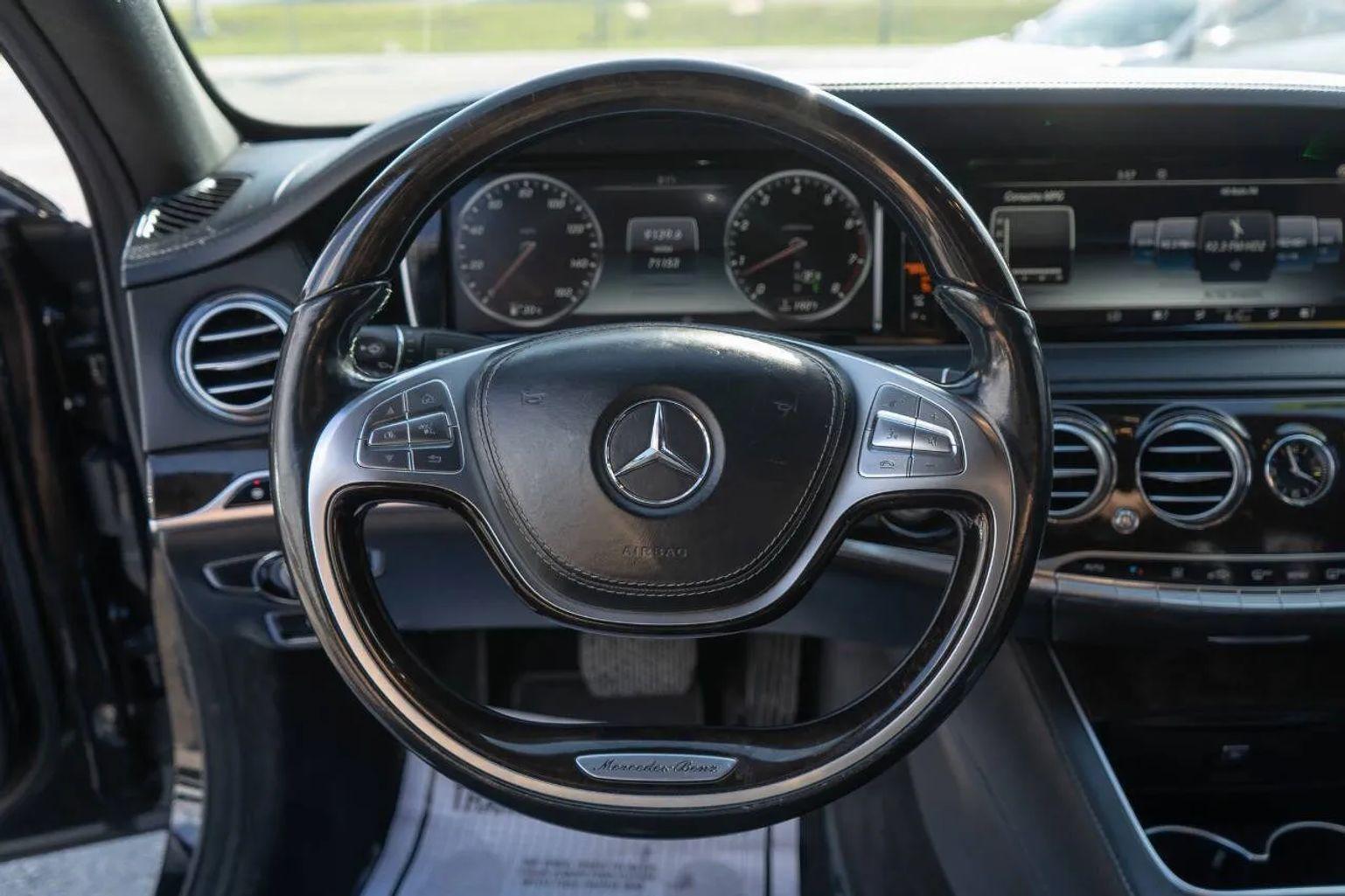 Mercedes-Benz S-Class - Thumbnail 5