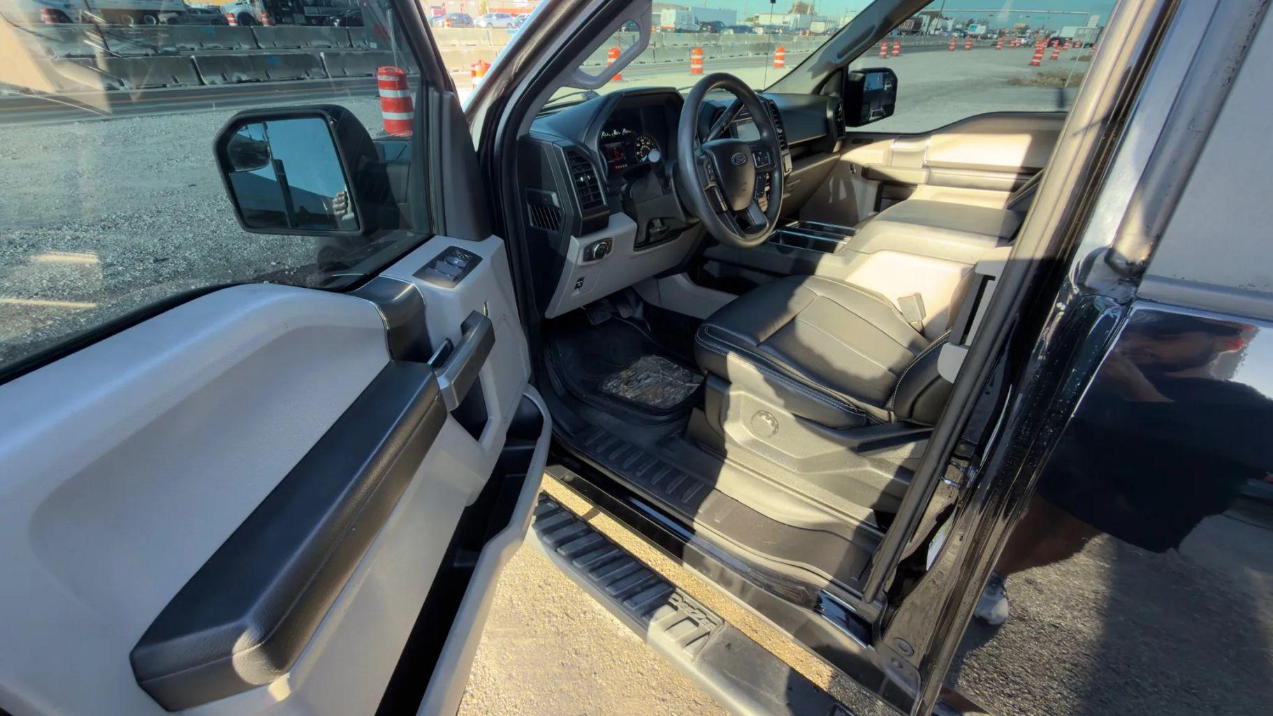 Ford F150 Super Cab - Thumbnail 2