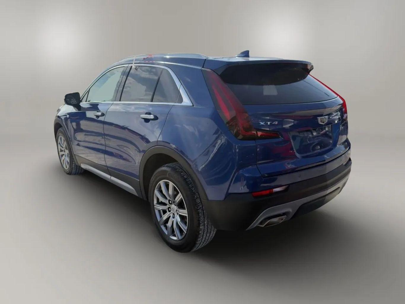Cadillac Xt4 - Thumbnail 13