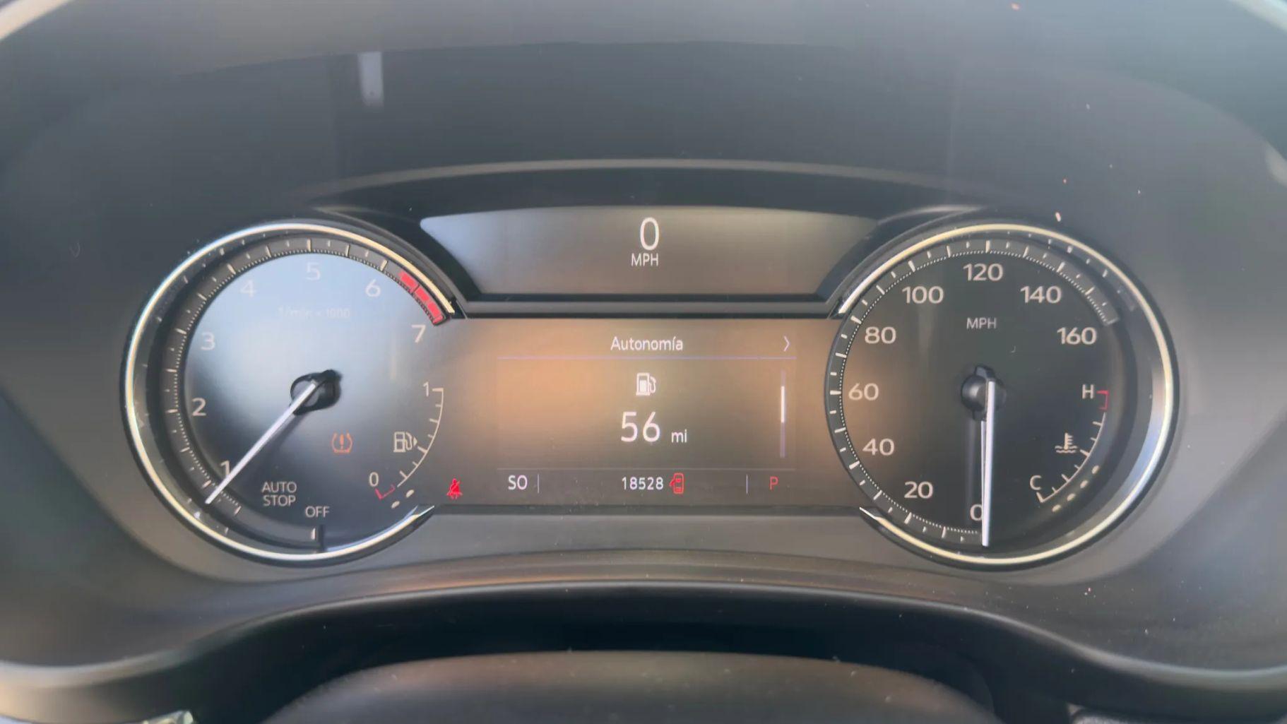 Cadillac Xt4 - Thumbnail 5