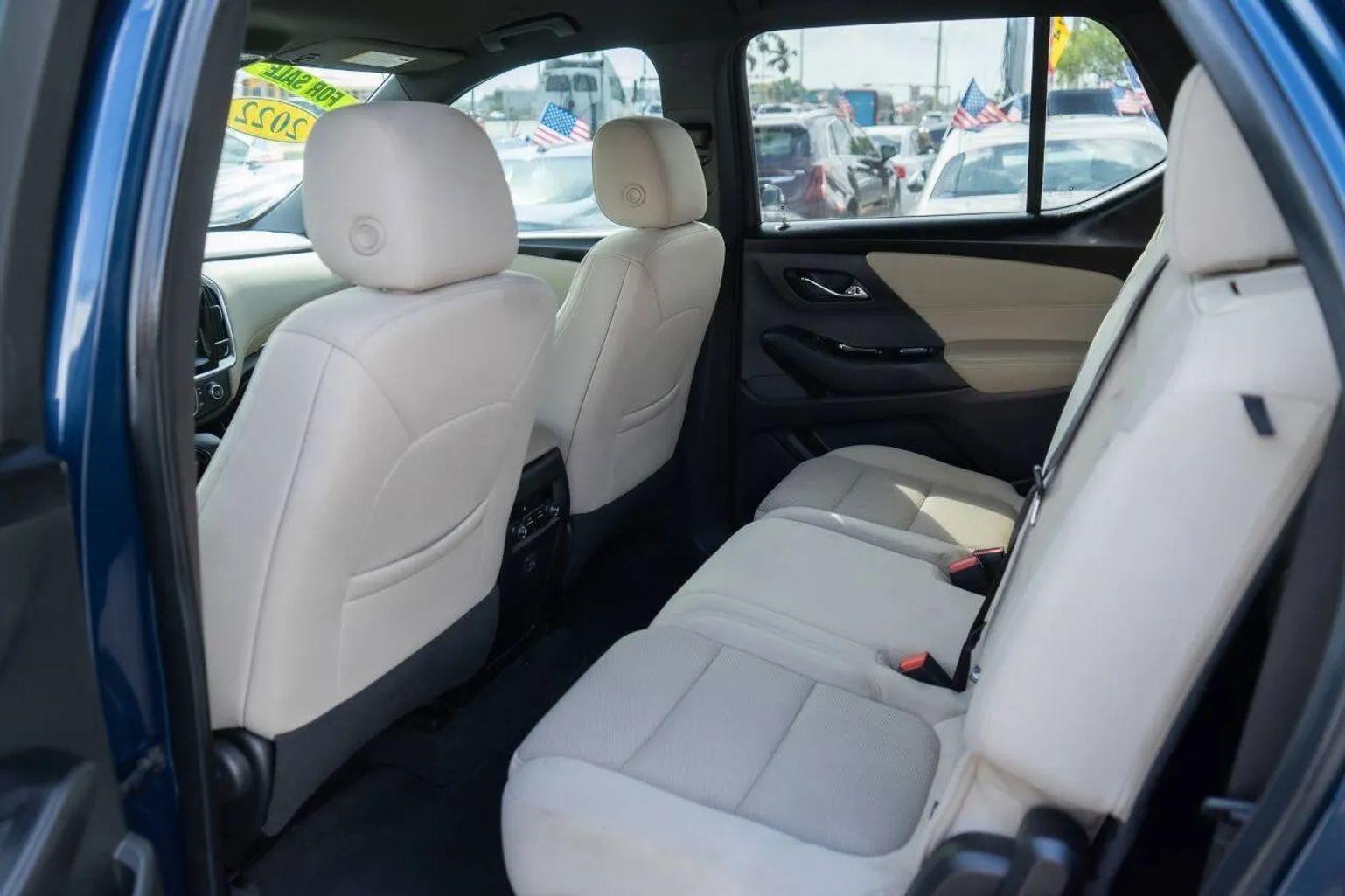 Chevrolet Traverse - Thumbnail 2