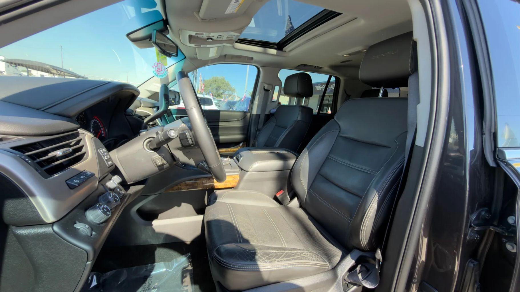 Gmc Yukon - Thumbnail 4